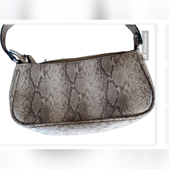 Womens faux python purse - Picture 2 of 6